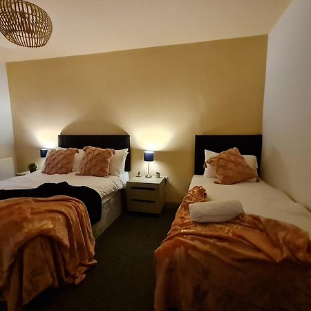 4 Bedroom Luxury House. Bike Park Wales. Secure Bike Store. Brecon Beacons Dowlais Εξωτερικό φωτογραφία